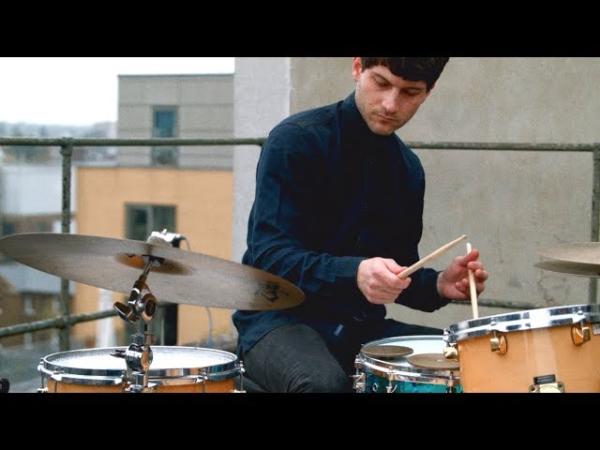 Eli Keszler (live) - YouTube